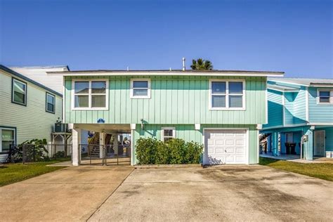 Omega Bay, La Marque real estate & homes for sale .